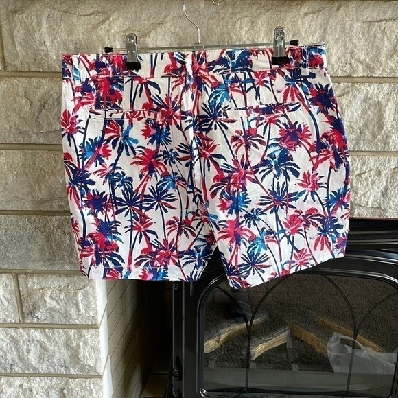 Caribbean Joe Palm Tree Print Shorts Size 10 - Picture 5 of 7